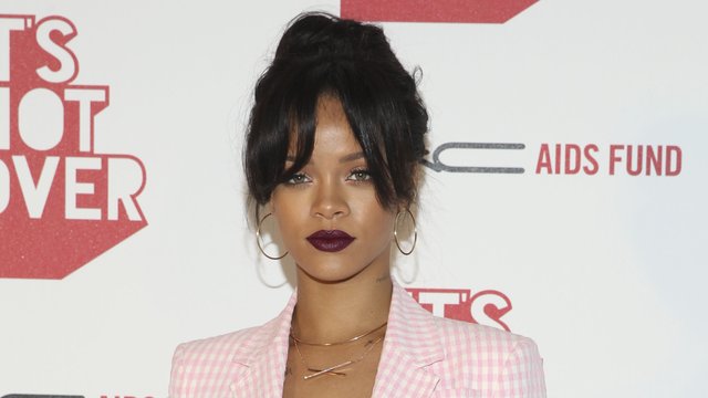 hu is rihanna dating 38m followers, 1,111 following, 2,382 posts - see instagram photos and videos from adrienne eliza houghton (@adriennebailon. hu is rihanna dating 38m followers, 1,111 following, 2,382 posts - see instagram photos and videos from adrienne eliza houghton (@adriennebailon.